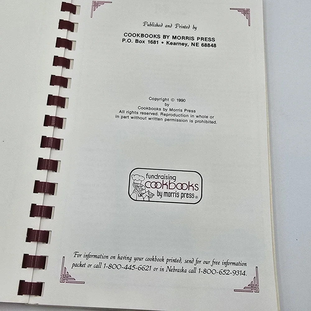 300 WAYS WITH‎ MEAT COOKBOOK 1991 Vtg Cook Book